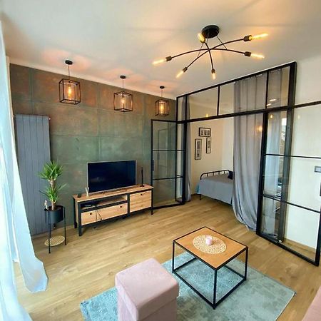 Luxury Apartment Near The Old Town Of Варшава Экстерьер фото